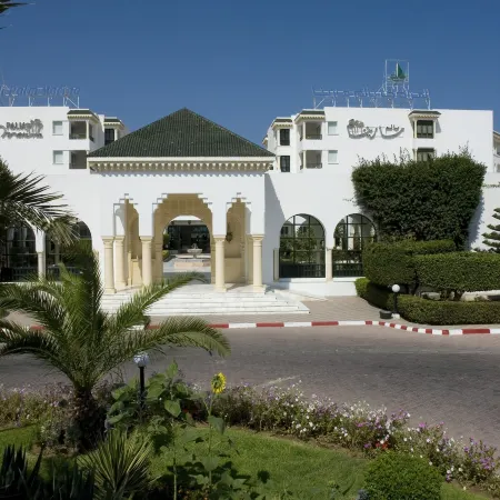 El Mouradi Palm Marina - Families and Couples Only