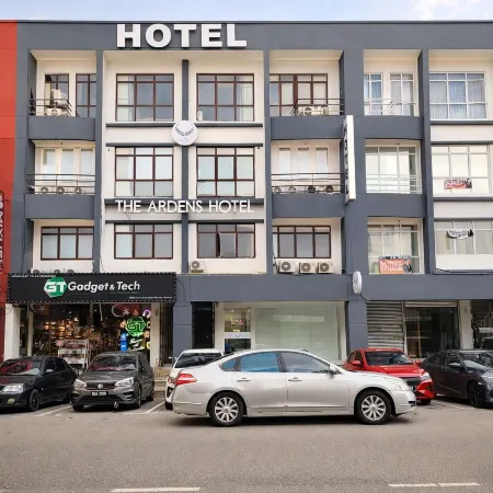 The Ardens Hotel - Permas Jaya, Masai