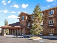 Pinedale Hotel & Suites Hotels in Sublette County