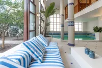 Ma Maison Downtown Villa N°8, Indoor Heated Pool - Villa