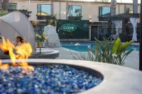 The Cove Hotel - Swimmingpools