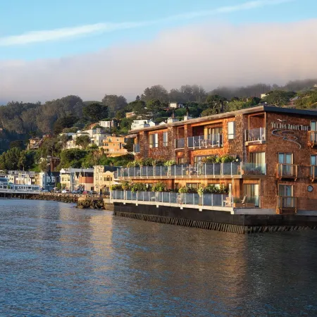 The Inn Above Tide
