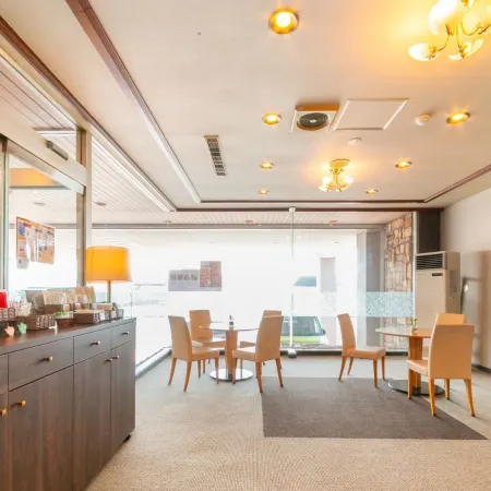 Hotel Dattel Отели в г. Дате