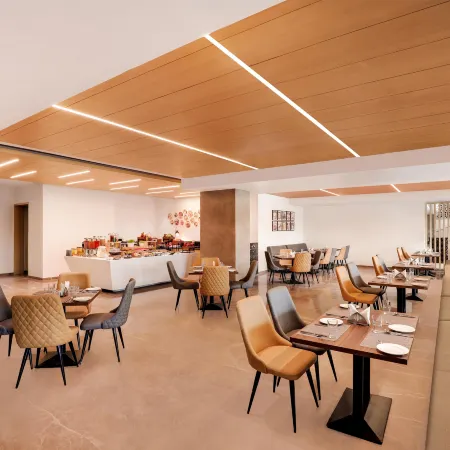 Lemon Tree Hotel Agra