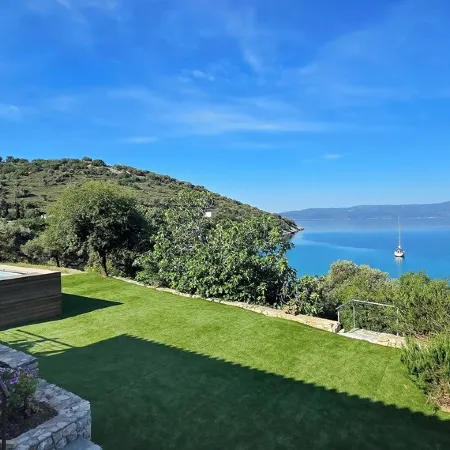 Open Your Door On The Beach! - Private Beach Home