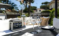 Hotel 139