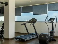 Suites BQ Hotels near Financial District