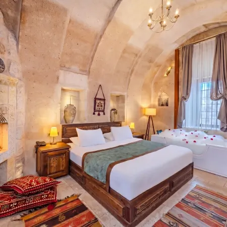 Cappa Via Cave Hotel