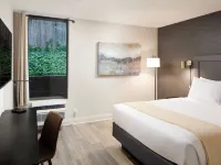The Hotel Arlington Hotels near Abner Cloud House