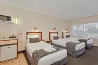 Econo Lodge Savannah Park Tamworth - Parkplatz