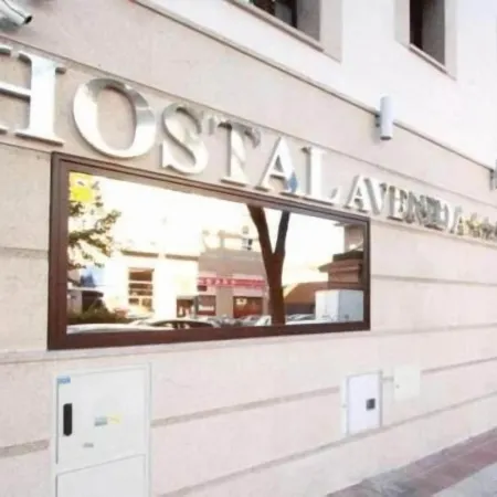 Hostal Avenida Barajas Отели рядом с Аэропорт Барахас