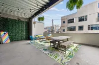 Bohemian Hideaway | RiNo Art Lofts - Homestays