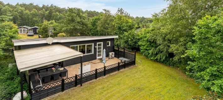 "Raya" - 250m from the Sea Hotels in Hals