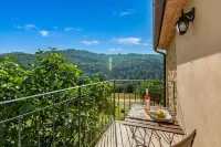 Podere del Ciacchi Among Tuscany Greenery - Happy Rentals