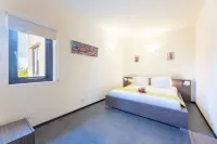 Sasha Apartment - Panoramic View with Pool - 2-Star