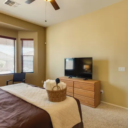 Golf, Gamble, Relax Poolside! Maricopa Desert Home