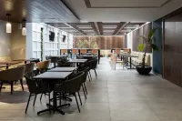 Holiday Inn Express & Suites PLAYA DEL CARMEN by IHG - breakfast