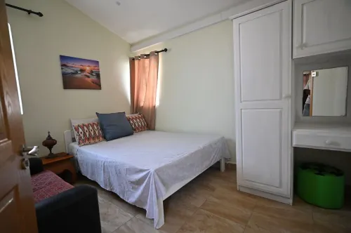 4Br Villa - 20 Meters Walk - Flic en Flac Beach - 2-Star