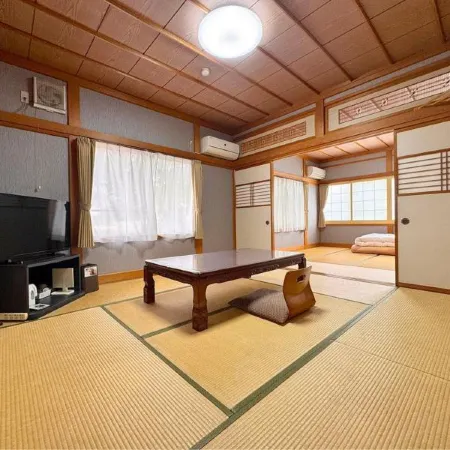 Tuji Wakuwaku Land Minshuku Chaya