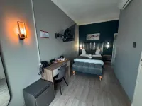 The Hill Boutique Hotel - 2-Star
