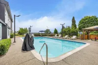 Quality Inn & Suites Clackamas - Portland - 2 étoiles