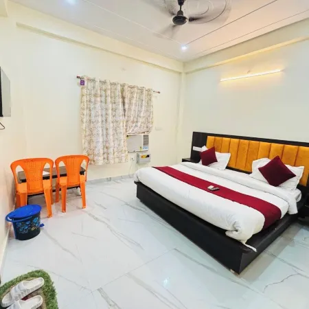 Hotel Aryanandan - Near Ram Mandir