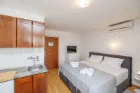 Studio-apartment in Malinska close to the beach - 4성급