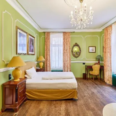 Hip Hotel Отели рядом с достопримечательностью «Корнмаркт»