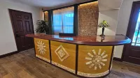 Shamrock Court Motel - 2-Star