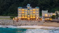 Youngduk Sea & Spa Pension - en bord de mer