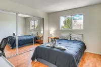 Work, Hike & Swim: Central Tucson Condo w/ Pool - Condos