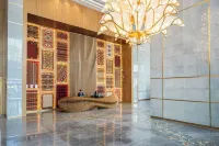 Thirty Five Westbay Luxury Apartments - Homestays