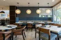 DoubleTree by Hilton Savannah Airport - خدمة نقل من وإلى المطار
