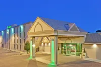 Holiday Inn BLOOMINGTON-UNIVERSITY AREA by IHG - Swimmingpools