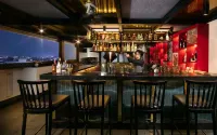 HOTEL du LAC Hanoi - bar