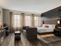 The Berkeley Hotel Hotels near Capitol Square Park