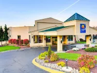 Comfort Inn Conference Center Hotels near Clayton