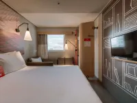 北茹阿澤魯宜必思酒店 - 酒吧