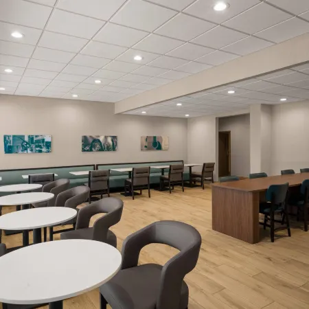 Hawthorn Extended Stay by Wyndham Nashville Airport/Opryland
