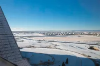 Gaylord Rockies Resort & Convention Center - Mountain view