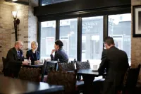 Central Loop Hotel - breakfast