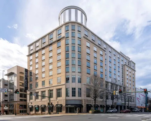 Courtyard Silver Spring Downtown Hotels near Upshur Pool