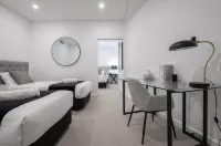 CBD Apartments by the International - Apartments