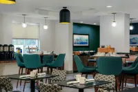 達尼亞灘勞德代爾堡機場福朋喜來登飯店 - 停車場