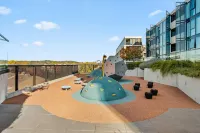 Bright Unit With Secure Parking and Garden Access - Bintang 3