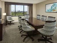 Hilton Houston Plaza/Medical Center Hotels near TDECU Stadium