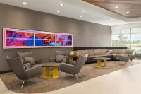 SpringHill Suites Milwaukee West/Wauwatosa - parking