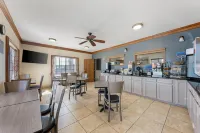 Best Western Regency Inn  Suites - parking