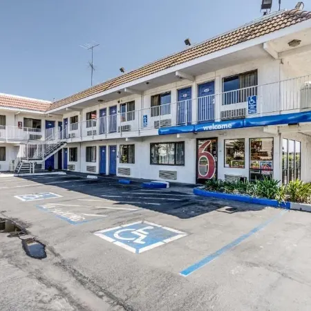 Motel 6 Modesto, CA