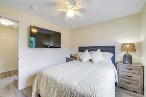 Modern Boise Townhome Minutes From Boise Airport! - Wifi